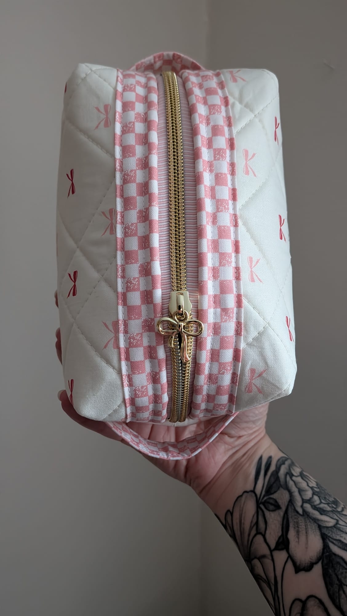 Willow Cream Bow Pouch